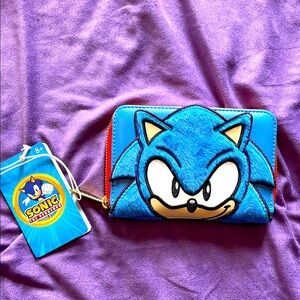 NWT Loungefly Sonic the Hedgehog 3D Plush Face Zip Wallet